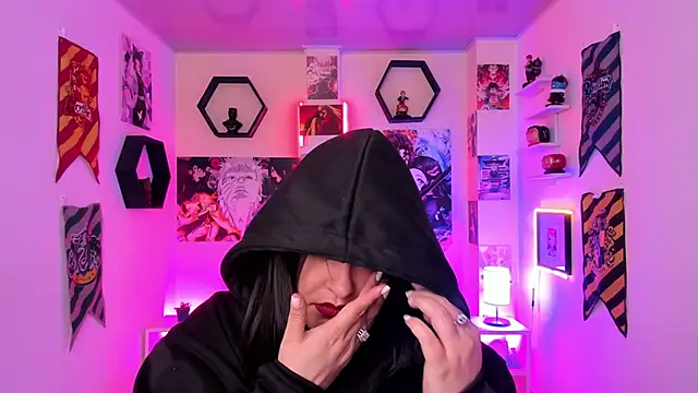 Snapshot of Luise_Meyrink chatting on February 1, 8:08 am Luise Meyrink online show from February 1, 8:08 am