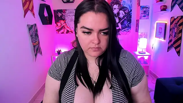 Snapshot of Luise_Meyrink chatting on February 2, 5:21 am Luise Meyrink online show from February 2, 5:21 am