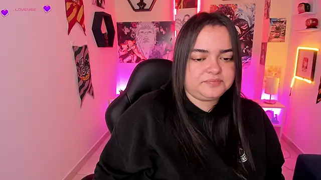 Snapshot of Luise_Meyrink chatting on February 15, 4:03 am Luise Meyrink online show from February 15, 4:03 am