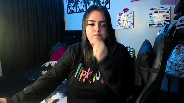 Snapshot of Luise_Meyrink chatting on February 20, 10:59 am Luise Meyrink online show from February 20, 10:59 am