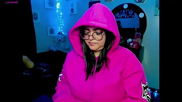 Snapshot of Luise_Meyrink chatting on February 28, 3:59 am Luise Meyrink online show from February 28, 3:59 am