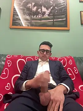 Snapshot of masterboss_ chatting on December 22, 2:25 pm masterboss online show from December 22, 2:25 pm