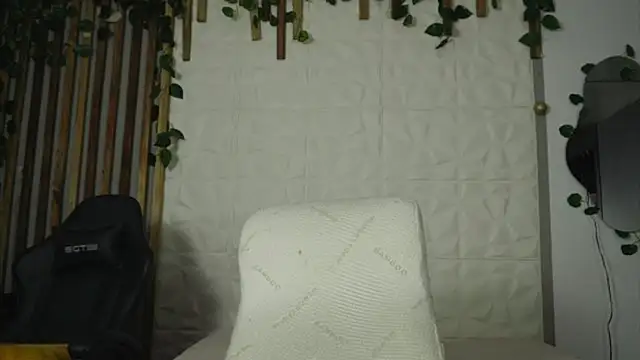 argiee taylorxs2 online show from January 28, 4:50 am