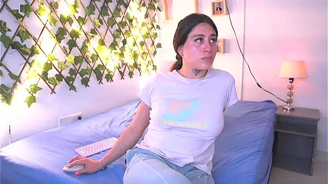 argiee taylorxs2 online show from September 26, 11:20 pm