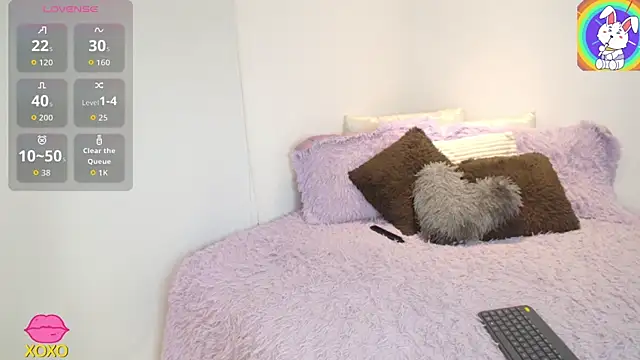 Snapshot of Maiaa_evans chatting on March 31, 10:54 pm Maiaa evans online show from March 31, 10:54 pm