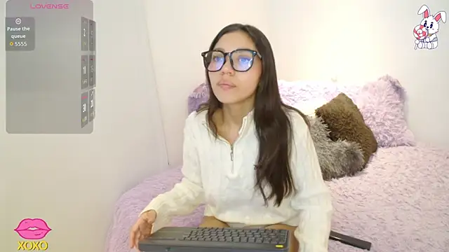 Snapshot of Maiaa_evans chatting on April 6, 4:57 am Maiaa evans online show from April 6, 4:57 am