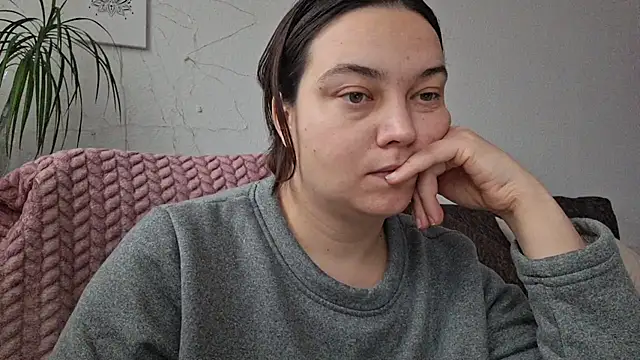 Cyndee Winter online show from February 6, 2:20 pm