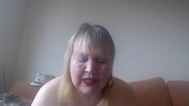 Blasflittchen online show from February 5, 11:44 am