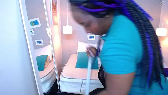 kiara evanss online show from January 30, 8:10 pm