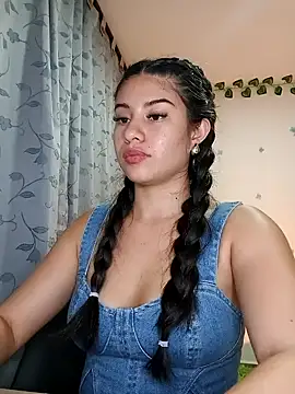 tara20  online show from February 7, 3:55 am
