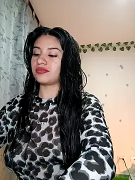 tara20  online show from February 11, 2:35 am
