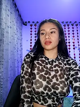 tara20  online show from February 15, 5:19 am