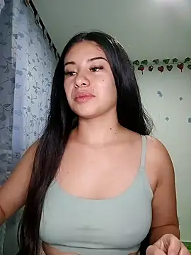 tara20  online show from February 23, 10:42 pm