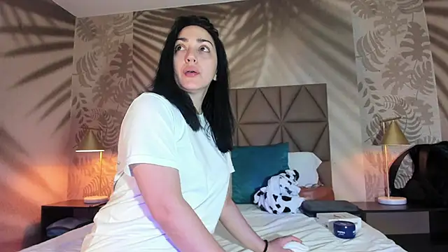 LIAH IZUMI online show from October 1, 10:54 am