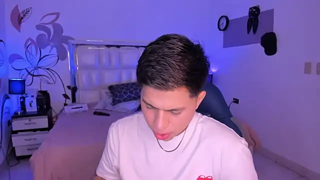 Niicky1  online show from January 31, 10:52 pm