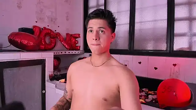 Niicky1  online show from February 15, 9:15 pm