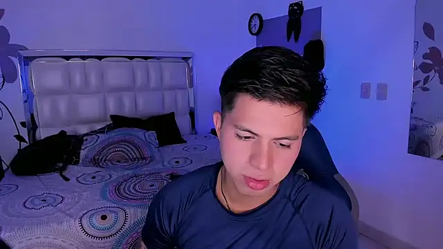 Niicky1  online show from February 26, 9:27 pm