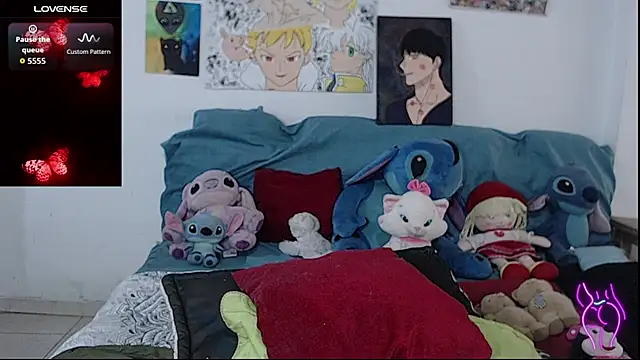 Snapshot of kitty22_ chatting on October 8, 3:31 pm kitty22 online show from October 8, 3:31 pm