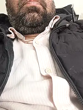 Snapshot of lund_lol chatting on February 26, 7:20 am lund lol online show from February 26, 7:20 am