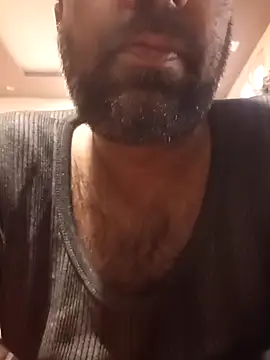 Snapshot of lund_lol chatting on March 11, 8:52 am lund lol online show from March 11, 8:52 am