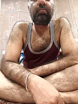 Snapshot of lund_lol chatting on March 6, 8:22 am lund lol online show from March 6, 8:22 am