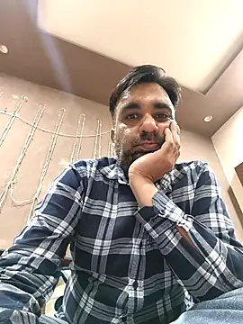 Snapshot of lund_lol chatting on March 20, 2:00 pm lund lol online show from March 20, 2:00 pm