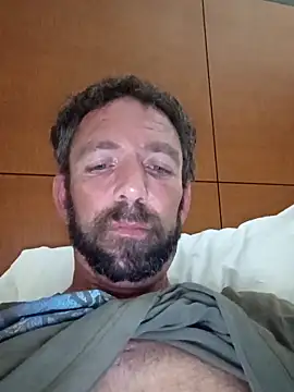 Snapshot of Treemandude chatting on October 31, 6:20 pm Treemandude online show from October 31, 6:20 pm