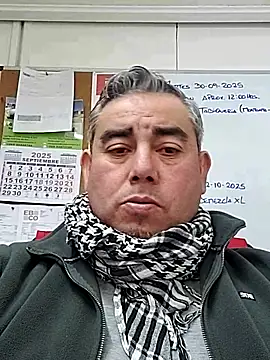 Snapshot of Manolete007x chatting on September 29, 4:34 pm Manolete007x online show from September 29, 4:34 pm