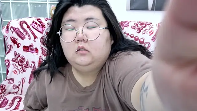 Nadine asian online show from March 21, 1:21 am