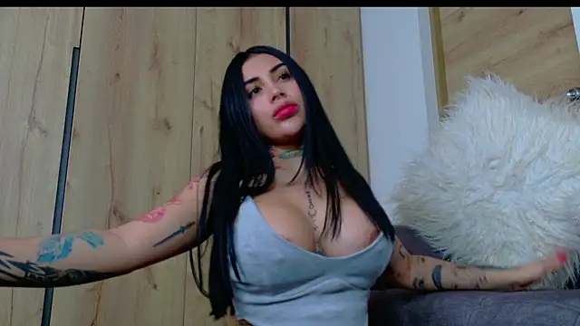 Sofhia cruz online show from January 4, 2:46 pm