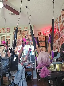 luvs2cumm69 online show from March 18, 4:21 pm