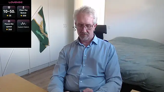 tom-swede online show from March 27, 1:33 pm