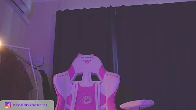 NeonShine online show from October 14, 6:25 am