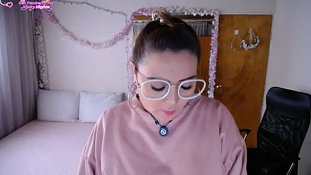 Snapshot of Sahory__ chatting on March 30, 6:20 pm Sahory online show from March 30, 6:20 pm