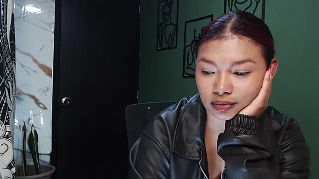JadaRoberts online show from July 30, 3:27 am