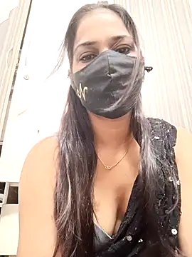 indianliza online show from April 5, 1:25 am