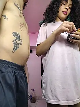 Snapshot of TheKing6ix9ine69 chatting on February 27, 10:37 am TheKing6ix9ine69 online show from February 27, 10:37 am