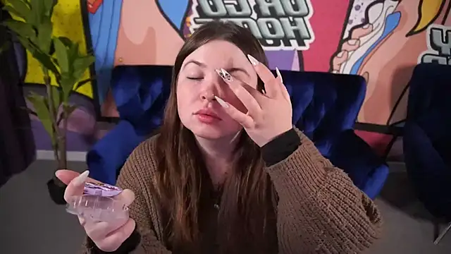 RosieMoons online show from October 6, 7:22 pm