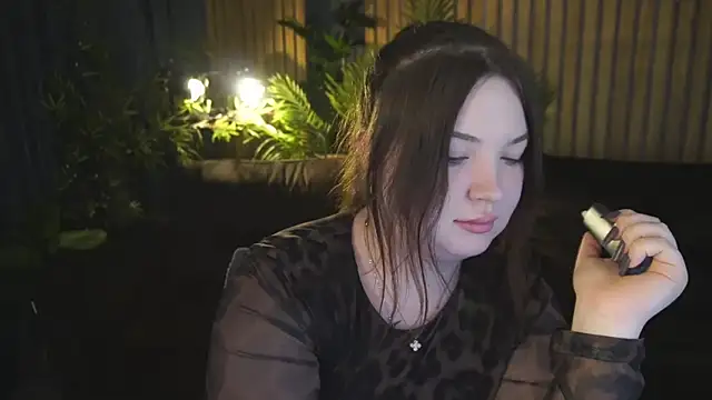 RosieMoons online show from November 22, 8:19 pm