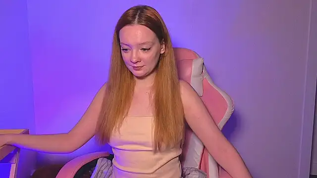 Snapshot of Radiants_two chatting on October 4, 4:16 pm Radiants two online show from October 4, 4:16 pm