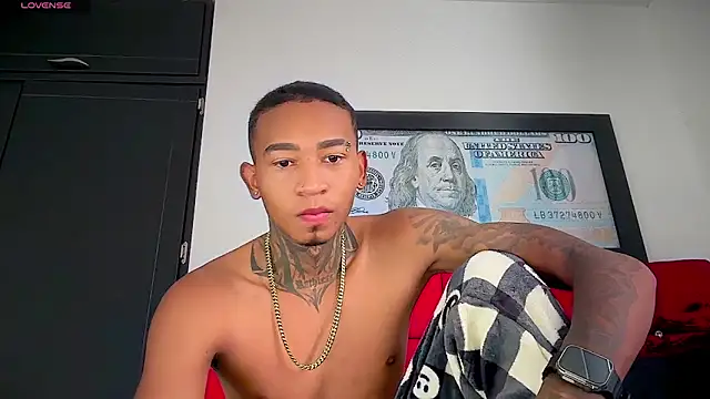 sexy blacks  online show from June 6, 12:21 pm