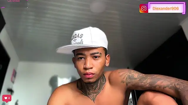 sexy blacks  online show from July 29, 2:37 pm