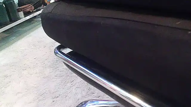 Snapshot of duggiefresh chatting on February 5, 10:41 am duggiefresh online show from February 5, 10:41 am