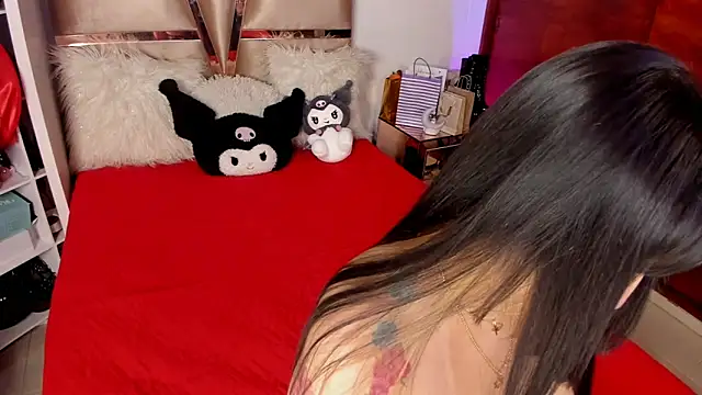 Snapshot of Nikole66_ chatting on November 11, 2:44 am Nikole66 online show from November 11, 2:44 am