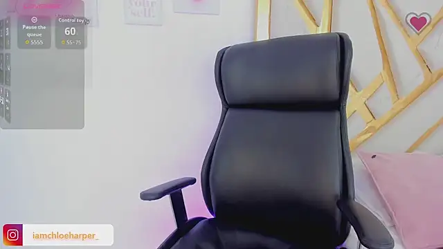 Snapshot of ChloeHarper_ chatting on October 1, 6:58 pm ChloeHarper online show from October 1, 6:58 pm