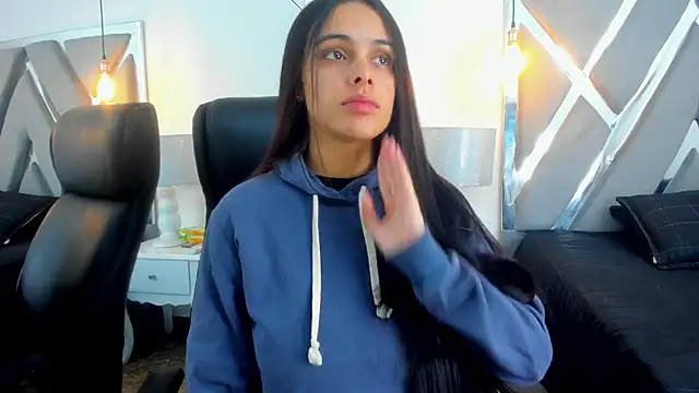 Snapshot of ChloeHarper_ chatting on October 6, 1:08 pm ChloeHarper online show from October 6, 1:08 pm