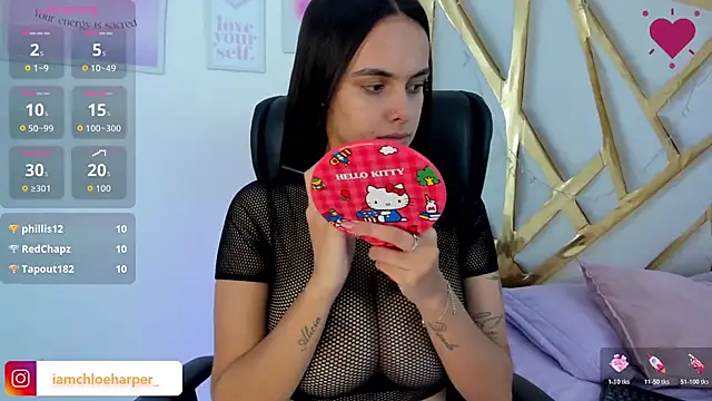 Snapshot of ChloeHarper_ chatting on October 20, 6:41 pm ChloeHarper online show from October 20, 6:41 pm