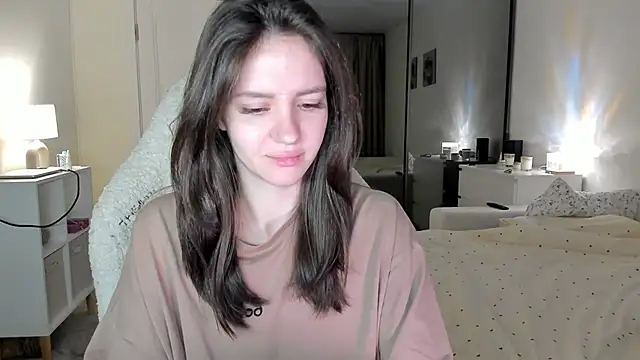 Sonia moon  online show from October 21, 2:45 am