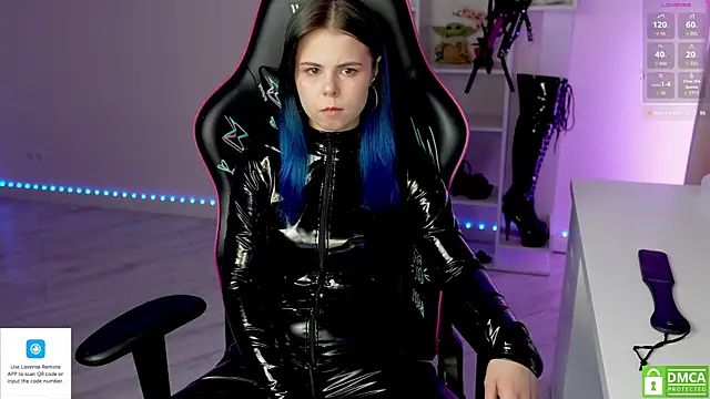 Latex Kitty online show from January 10, 2:41 pm