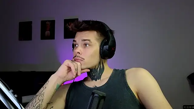 DENIS HERE online show from November 12, 1:55 pm